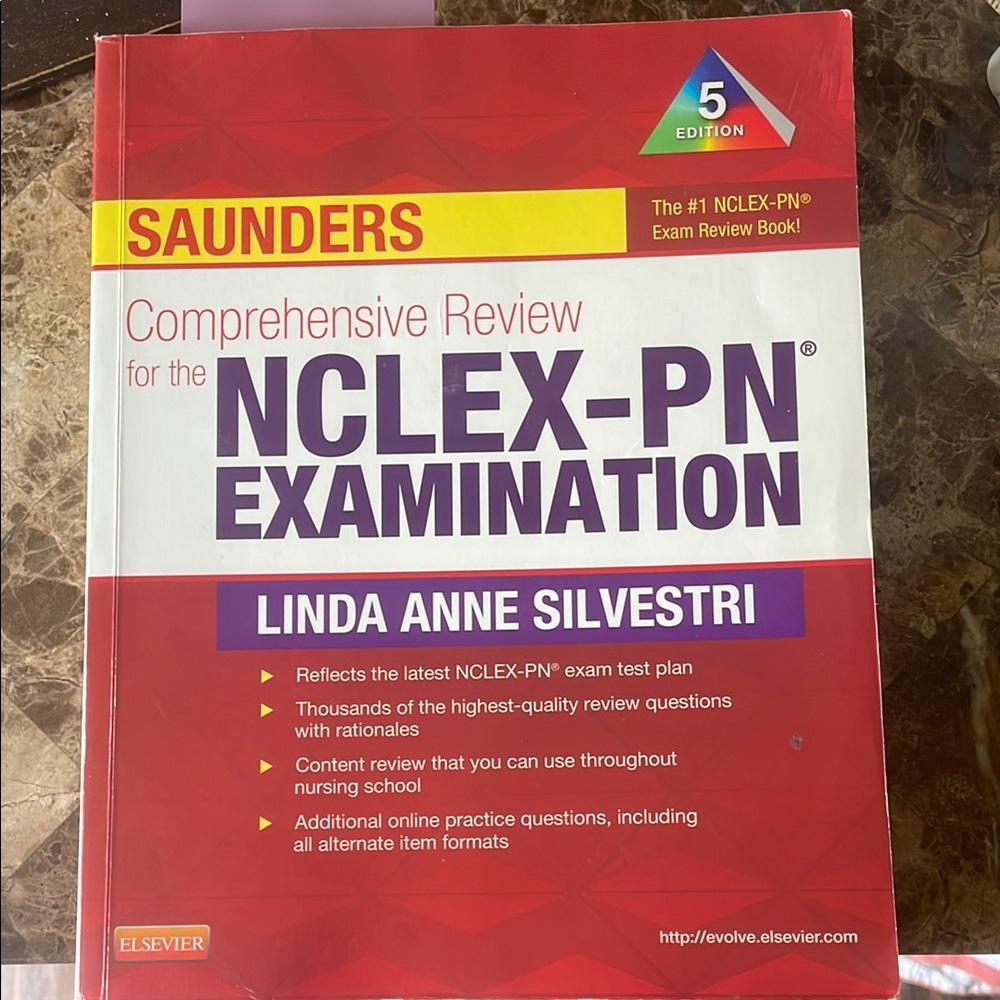Saunders NCLEX-PN Examination Review Book